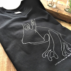 【2枚以上購入で30%OFF】コットンオリジナルTシャツ　かえる（FROG） 7枚目の画像