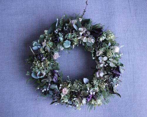 クリスマスローズとグリーンの大人色リース✳︎ドライフラワー◎25