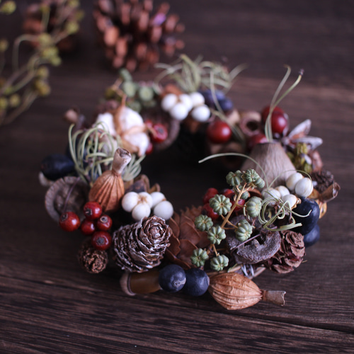秋の木の実のたっぷりリース✳︎手のひらサイズ◎12センチ リース  