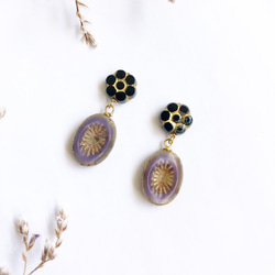 【再販】アネモネと小花の耳飾り*紫×黒 1枚目の画像