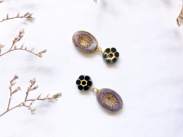 【再販】アネモネと小花の耳飾り*紫×黒 3枚目の画像