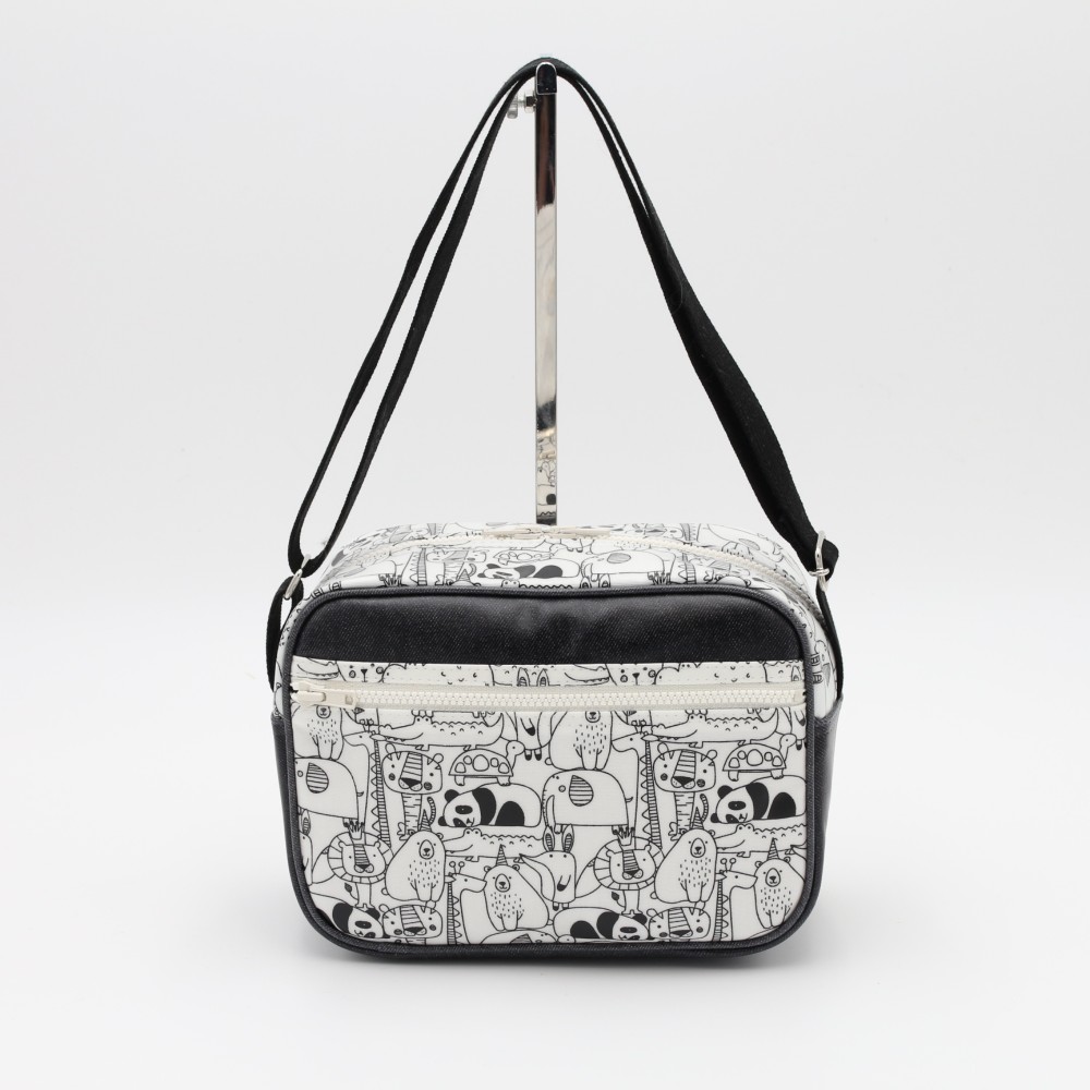 受注製作　ショルダーバッグ　ラミネート　YUWAアニマル デニム 動物 パンダ　入園 幼稚園バッグ　通園バッグ 男の子 4,875円