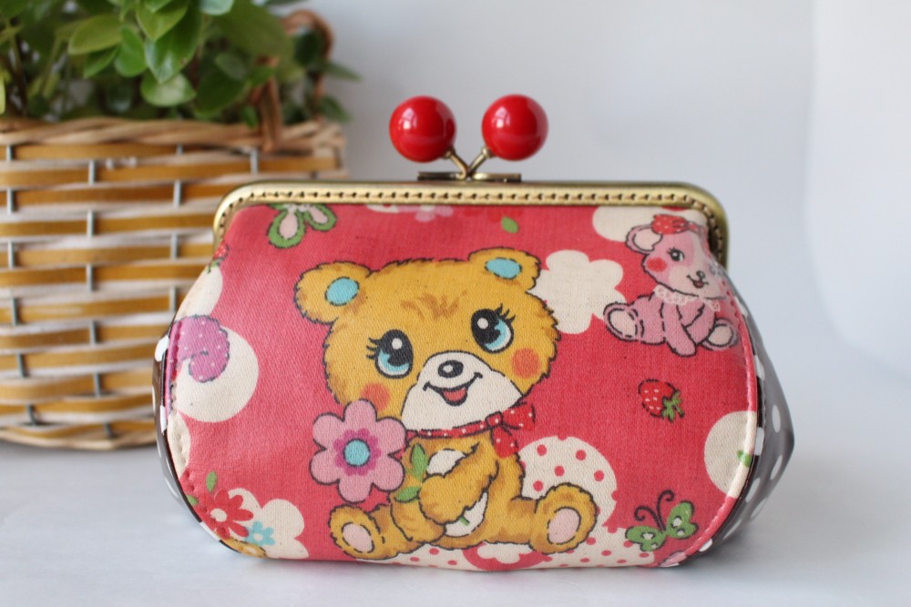 copi✖️あちゃちゅむ 陶器製 人形顔デザインの緑色がま口バッグ copi✖️あちゃちゅむ 陶器製 人形顔デザインの緑色がま口バッグ