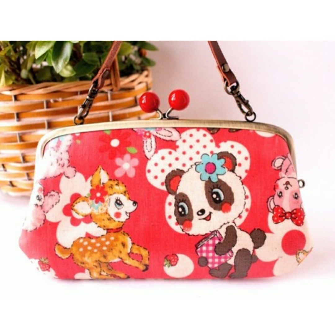 親子がま口　長財布　防水・撥水ラミネート素材のがま口ポーチ　レトロ　アニマル　パンダ　くま　赤飴玉 　スマホ　マルチ