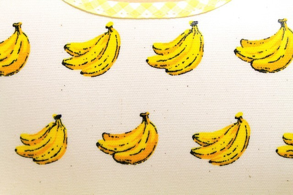 お手入れ簡単　立体ポケットお食事エプロン　ラミネート　バナナ柄　黄色ドット　離乳食　保育園　出産祝い　男の子　女の子 2枚目の画像