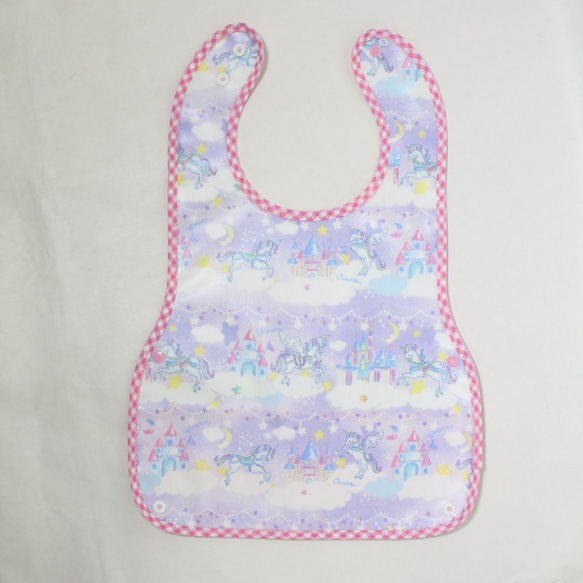 ユニコーン　空に浮かぶお城　ラベンダー　ピンクドット　立体ポケットお食事エプロン　出産祝い　離乳食　女の子 3枚目の画像