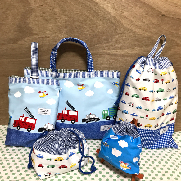 【返品不可】 入園 みん その他入園グッズ 入学5点セット☆はたらく車☆男の子 手提げ・レッスンバッグ・入園グッズ