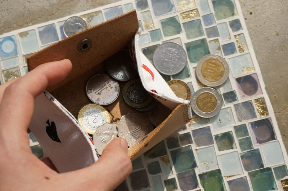 コイン＆カードケース　‐ju- (トランプ柄　白)