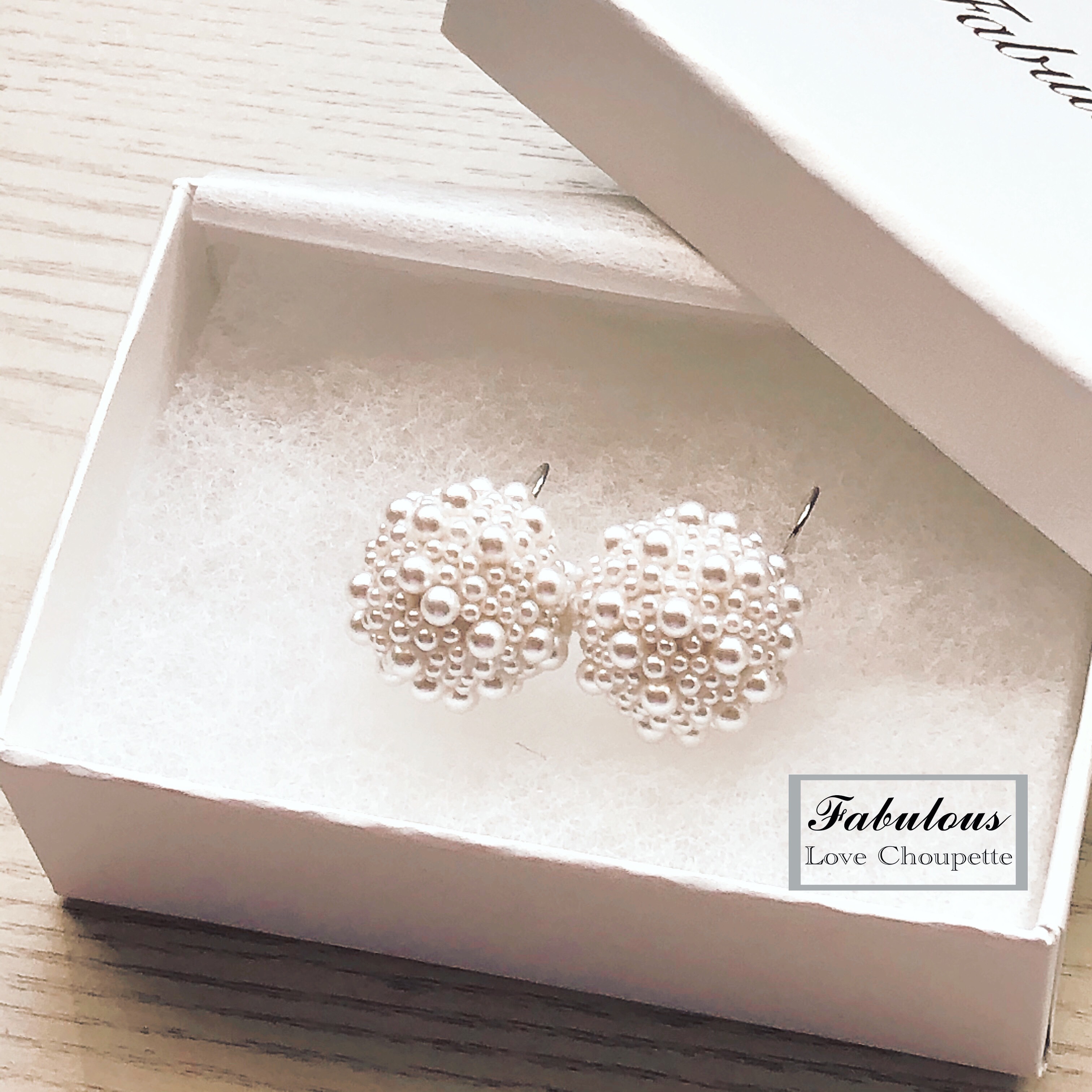 ♦️クリスマスSALE♦️ボンボンパールピアス