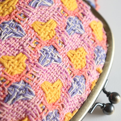 リントンファンシーツイードのがま口財布・小物入れ PINK がま口 uzo