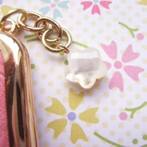 ポケット付きトリヨンのアクセサリーケース・ピンク・角・がま口 3枚目の画像