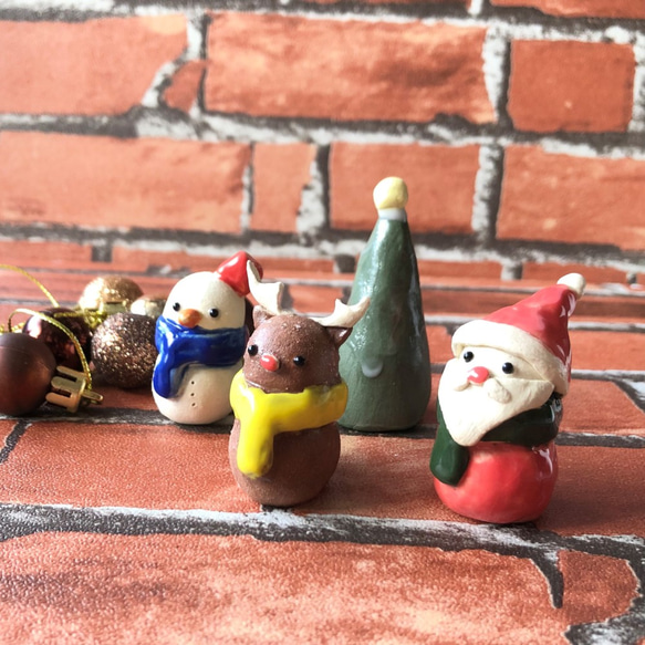 Creema限定＊【信楽焼】クリスマス4点セット 陶器　伝統工芸　サンタ　雪だるま　トナカイ　置物　限定　プレゼント 4枚目の画像