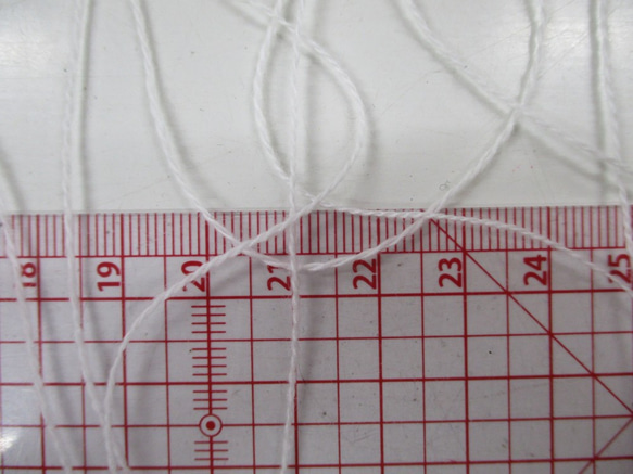 輸入糸カシミヤ100％　白　2本で520ｇ 4枚目の画像