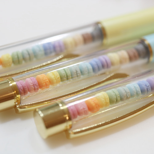 オリジナルレジン♥️マカロンカラーのイモーテルとパールのダイヤカットボールペン♥️ オリジナルレジン♥️マカロンカラーのイモーテルとパールの