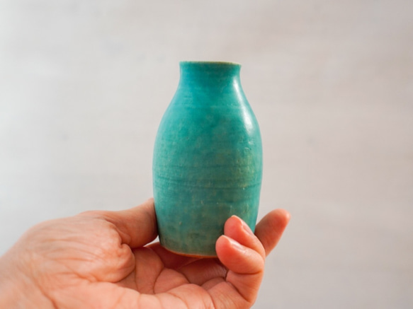 小さな花瓶　トルコブルー　9.5cm 5枚目の画像