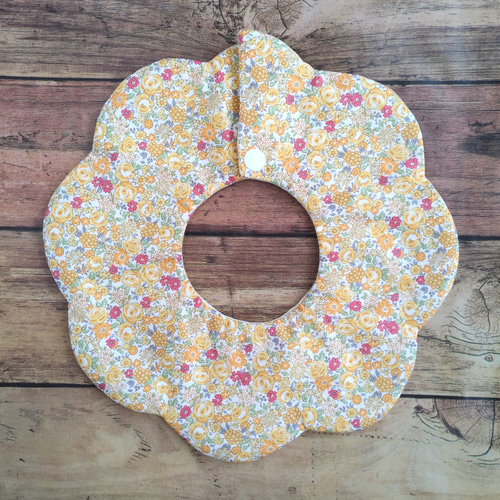 スタイ 黄色い花柄 スタイ・よだれかけ B-boutique by ankosi 通販