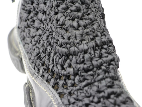 やわらかブーツ【23.0㎝】ブラック  伸縮素材の編みこみ＆革のコンビブーツ 4枚目の画像