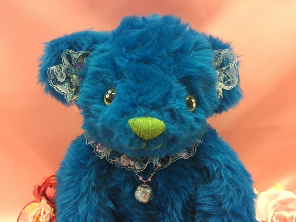 ハンドメイド　小さいテディベア　青目 ハンドメイド　小さいテディベア　青目