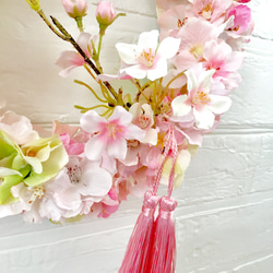 桜&梅の春リース  アーティフィシャルフラワーNo.7  1点物 タッセル付き 3枚目の画像