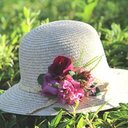 ２色の薔薇と天然石の麦わら帽子♡ 3枚目の画像
