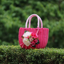 ＳＡＬＥ◆送料無料◆可愛いお花のショッキングピンクカラーカゴバック 3枚目の画像