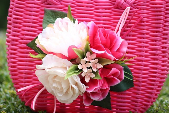 ＳＡＬＥ◆送料無料◆可愛いお花のショッキングピンクカラーカゴバック 5枚目の画像