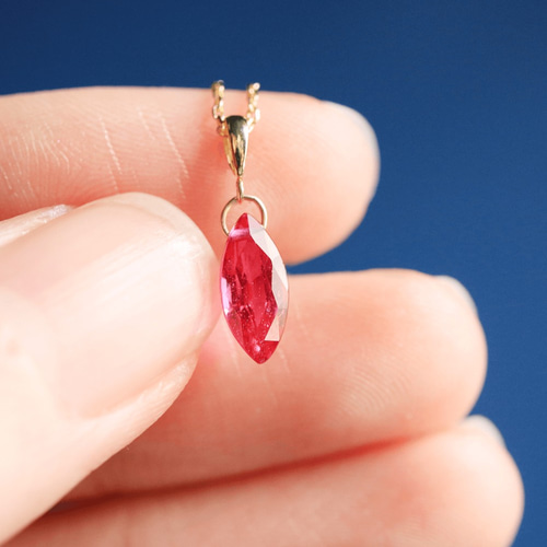 K10 ルビー(マーキスシェイプ)ネックレスチャーム ~BOURGEON