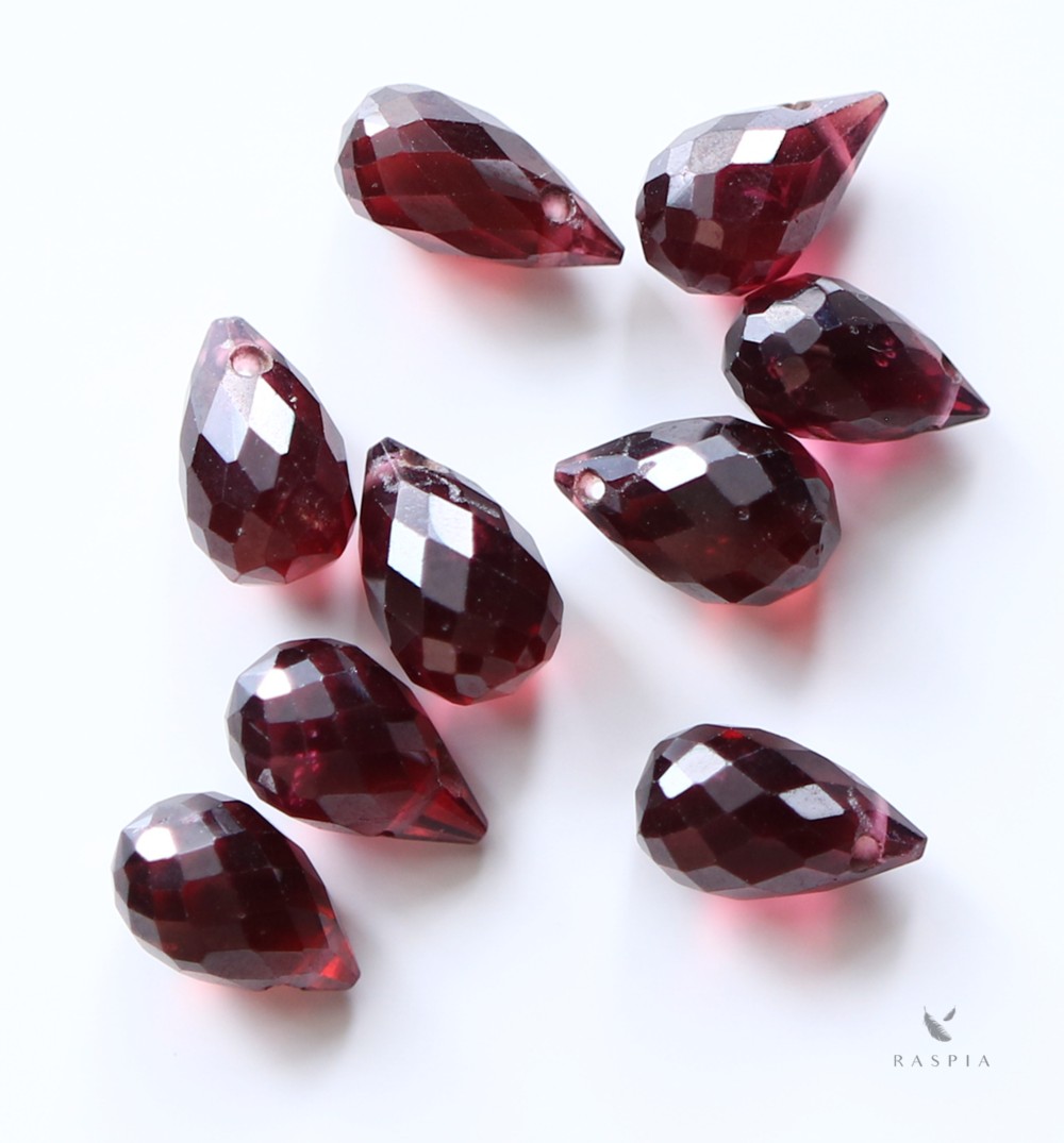 1月の誕生石 K10一粒ロードライトガーネット(ブリオレットカット) アメリカンピアス~MONTBRETIA~