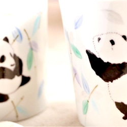 子パンダとカラフル笹の葉のマグカップ② 3枚目の画像