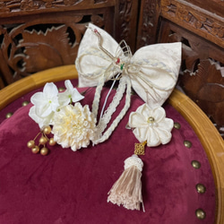 成年儀式、婚禮、半成年儀式、頭飾、白色、大人古董蝴蝶結京都美裝飾品(純白新娘) 第2張的照片