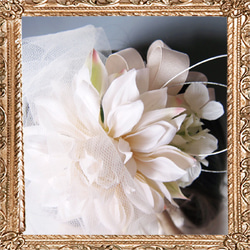 結婚式　ウエディング  成人式　振袖　和装髪飾り　白　花　寿ヘッドドレス 　チュールダリア(純白の花嫁) 5枚目の画像
