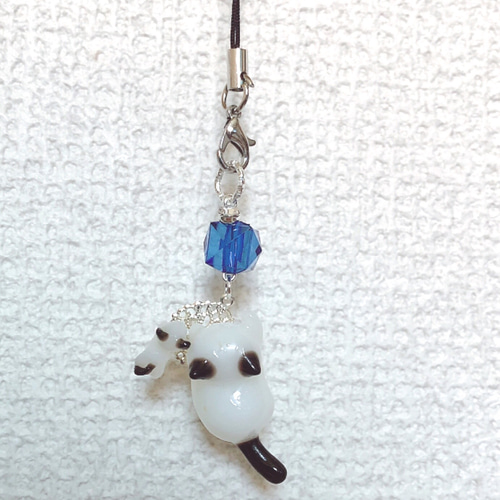 選べるパーツ/親子バージョン】猫ストラップ 白黒猫 レジン 携帯