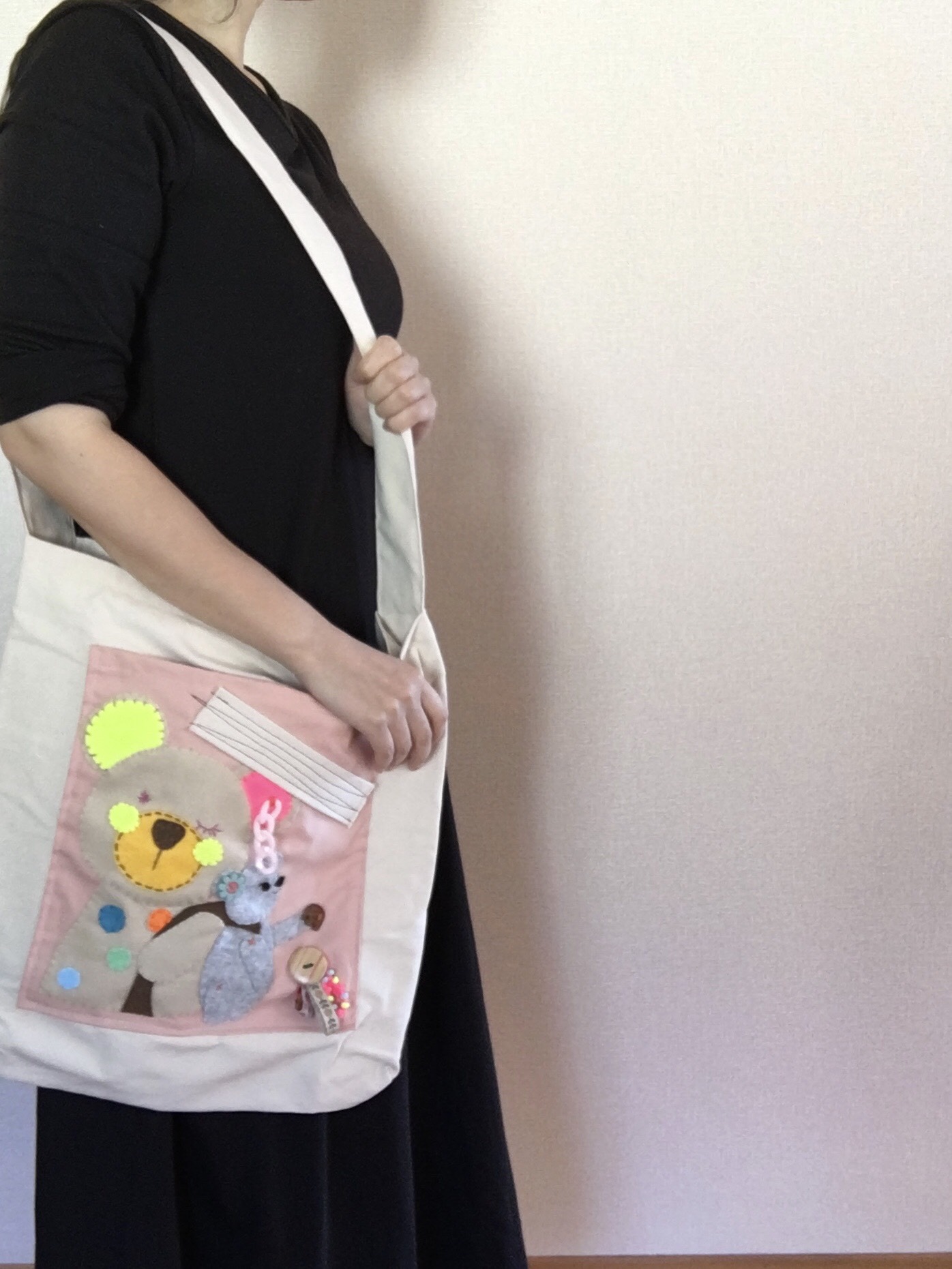 オールシーズンOK★いつもの生活に★くまさんとお散歩/ななめがけ・早めの春支度