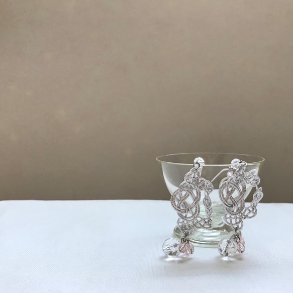 あわじ結びのピアス–gin 2枚目の画像