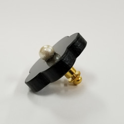 pearl　ブローチ　花（黒） 2枚目の画像