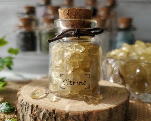 樹皮コルクで覆われたガラス瓶 楽天市場】ガラス瓶 大 W6xH8xD6cm コルクふた付 ガラスボトル