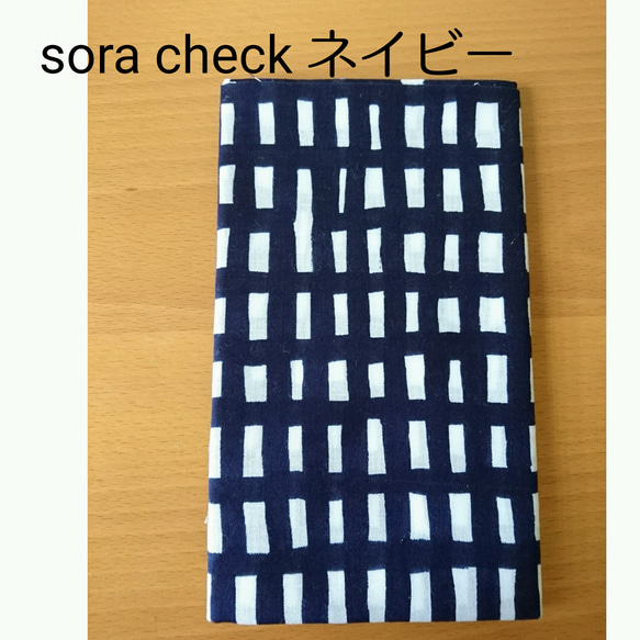 ☆再入荷☆iphoneケース*ミナペルホネン*sora check ネイビー*mina perhonen 1枚目の画像