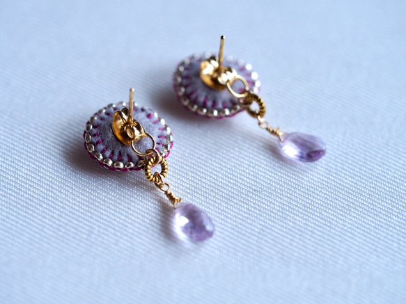 2way 刺繍ピアス 天然石キャッチ付（サージカルステンレス）purple 3枚目の画像