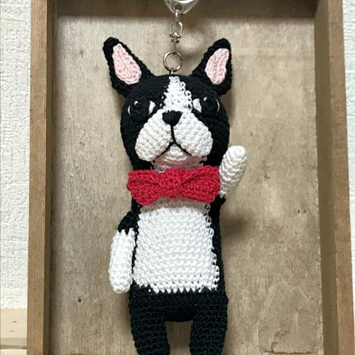 ボストンテリアのあみぐるみキーホルダー あみぐるみ Noir_et_Bleu