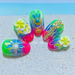 再販☆3dフラワー/プルメリア/キラキラネイル/リーフホロ/nails/最新