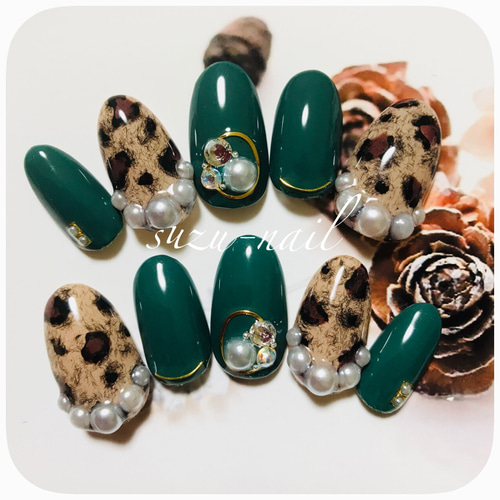 再販7☆もふもふレオパード アニマル/秋/冬/おでかけ／ヒョウ柄 ネイル  