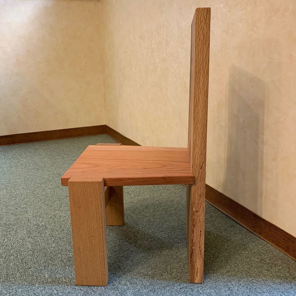 広葉樹の一枚板を使った森の木椅子（koisu) No.003 無垢椅子　子供椅子　飾り椅子　 3枚目の画像