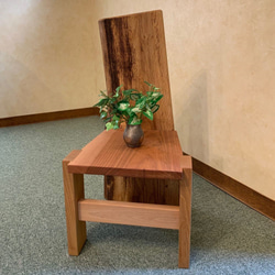 広葉樹の一枚板を使った森の木椅子（koisu) No.003 無垢椅子　子供椅子　飾り椅子　 6枚目の画像
