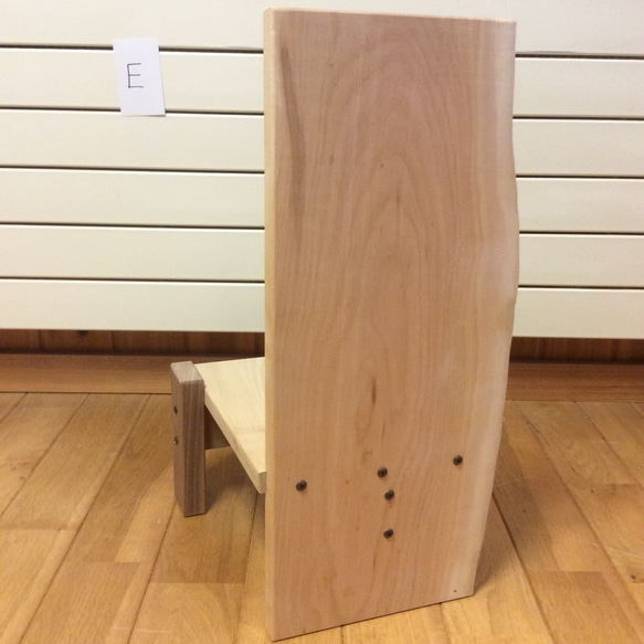 森の木椅子(koisu)組立キットE　無垢椅子　飾り椅子　子供椅子　ローチェア　日曜大工　DIY　工作 2枚目の画像