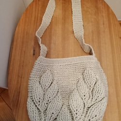 【魅惑すぎ。死ぬほどの愛情】手編みのウールバッグ-立体的なリーフハンギングショルダーバッグ 1枚目の画像