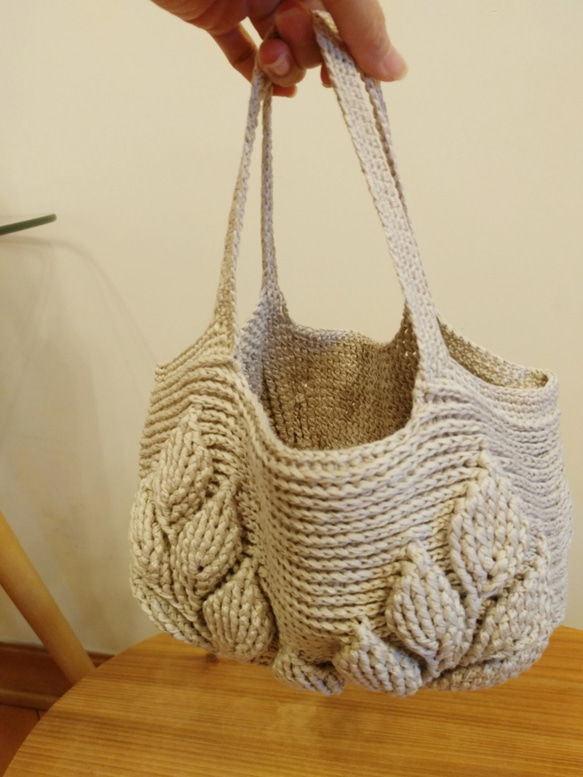 【魅惑すぎ。死ぬほどの愛】手編みのウールバッグ-立体的なリーフハンドバッグ 4枚目の画像