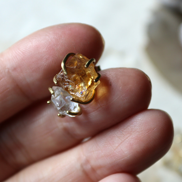 【一点物】原石ベリル・シトリン・ダイヤモンドクォーツのピアス 6枚目の画像