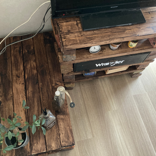 オーダーハンドメイド ブルックリン調コーナーテレビボード 片側4段