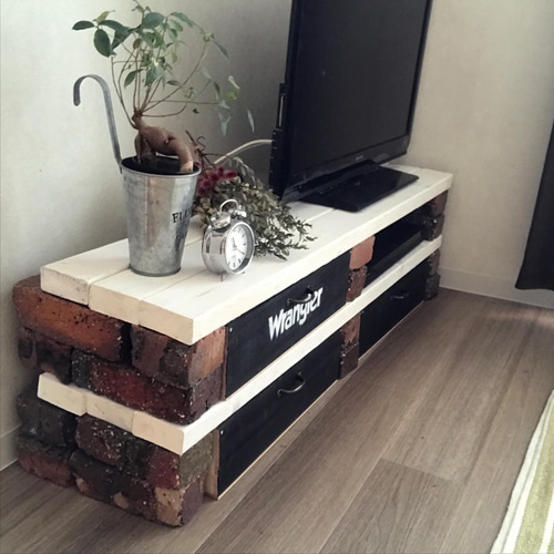 オーダーハンドメイド 北欧調テレビボード 高級ヴィンテージレンガ使用