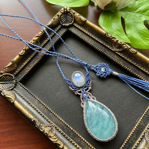 宝石質ムーンストーン・アクアマリンのマクラメネックレス